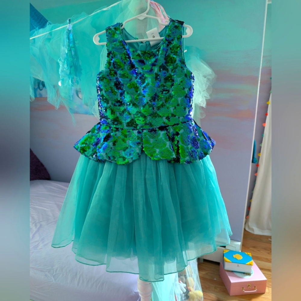 Disney girls little mermaid gown